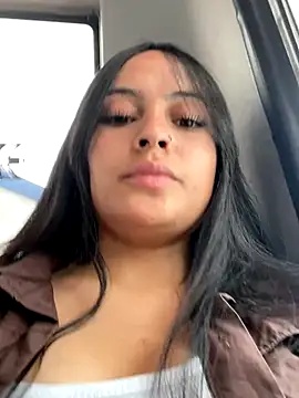 Snapshot of Karla_1-2 chatting on October 29, 2025, 7:24 pm Karla 1-2 online show from October 29, 2025, 7:24 pm