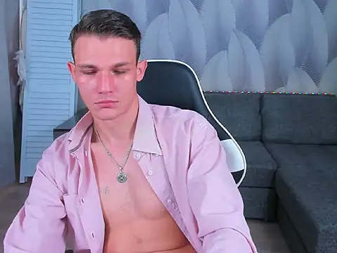 AdamGold01 online show from September 20, 2025, 7:46 am