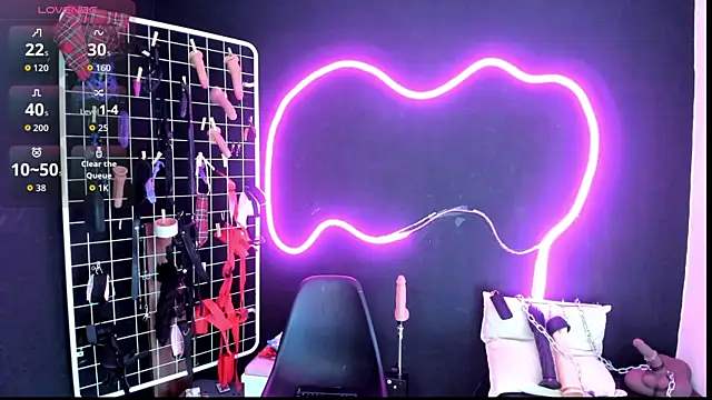 Snapshot of Mistress_Megan_BDSM chatting on October 22, 2025, 7:13 pm Mistress Megan BDSM online show from October 22, 2025, 7:13 pm