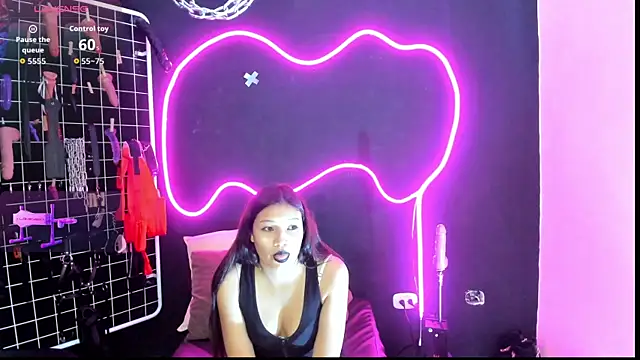 Snapshot of Mistress_Megan_BDSM chatting on October 14, 2025, 7:14 pm Mistress Megan BDSM online show from October 14, 2025, 7:14 pm