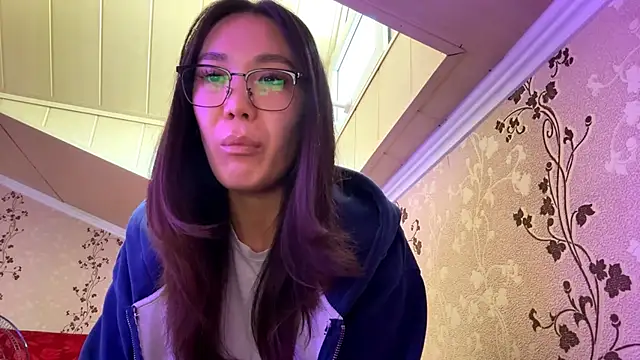 Snapshot of marry_dreams chatting on October 5, 2025, 10:06 am marry dreams online show from October 5, 2025, 10:06 am