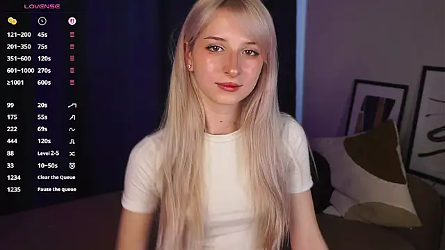 FridaAaberg online show from September 26, 2025, 7:26 am