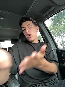 mattebret11 online show from September 28, 2025, 5:20 pm