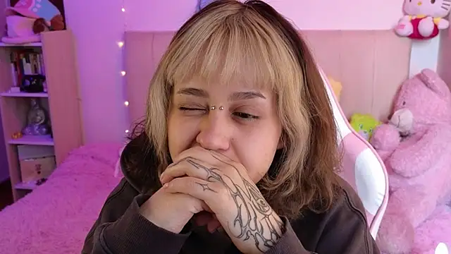 NekoWaifu online show from March 24, 2026, 2:28 pm