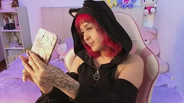NekoWaifu online show from July 14, 2026, 3:40 pm