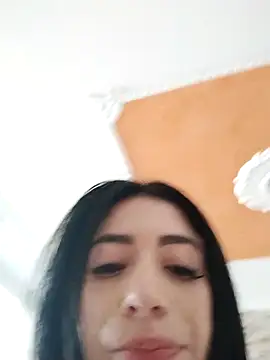 Snapshot of SarayGray chatting on October 16, 2025, 7:00 pm SarayGray online show from October 16, 2025, 7:00 pm