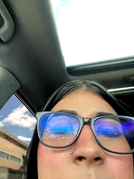 -Dannii- online show from September 28, 2025, 9:11 pm