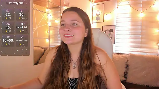 sophiee09  online show from December 15, 2025, 1:50 pm