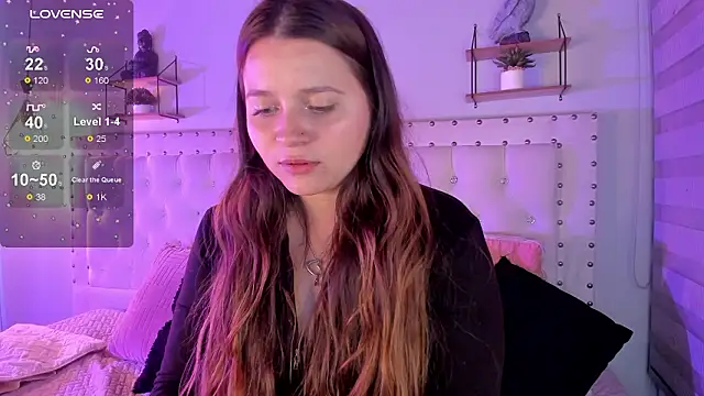 sophiee09  online show from February 12, 2026, 4:01 am