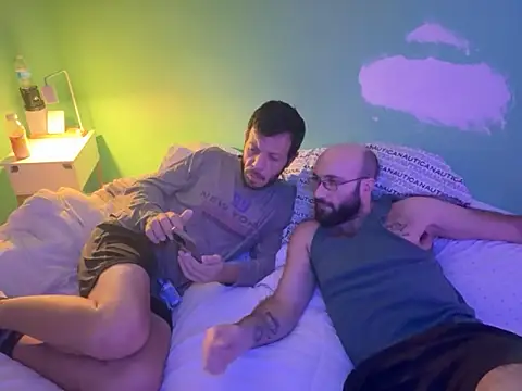 Snapshot of versatilevortex chatting on October 16, 2025, 12:52 am versatilevortex online show from October 16, 2025, 12:52 am