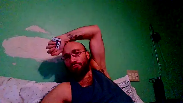 Snapshot of versatilevortex chatting on October 13, 2025, 4:08 pm versatilevortex online show from October 13, 2025, 4:08 pm