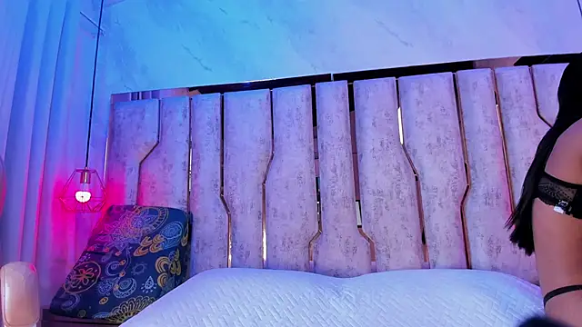 Snapshot of paulina_cano chatting on September 15, 2025, 9:04 pm paulina cano online show from September 15, 2025, 9:04 pm