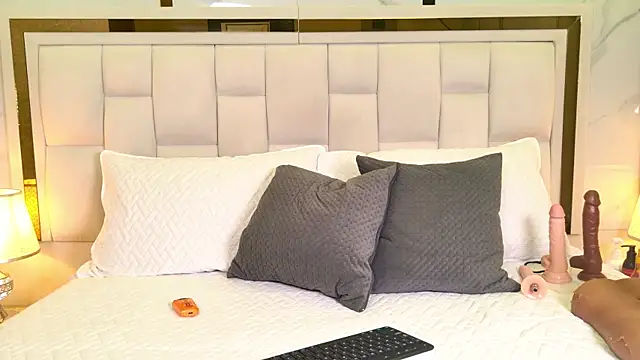 paulina cano online show from December 4, 2025, 7:35 pm