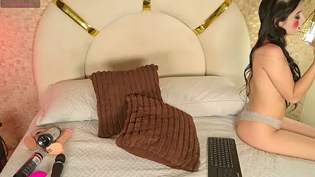 Snapshot of paulina_cano chatting on October 23, 2025, 9:13 pm paulina cano online show from October 23, 2025, 9:13 pm