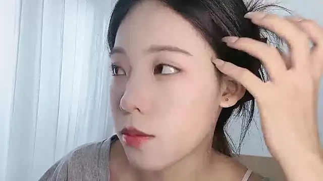 Snapshot of Meng_777 chatting on November 1, 2025, 6:51 am Meng 777 online show from November 1, 2025, 6:51 am