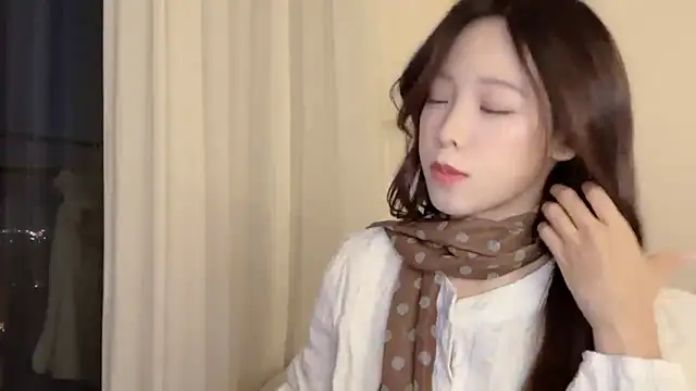 Snapshot of Meng_777 chatting on October 18, 2025, 10:28 am Meng 777 online show from October 18, 2025, 10:28 am