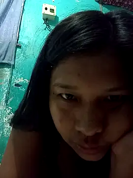 Garota-secreta25 online show from September 17, 2025, 5:26 pm