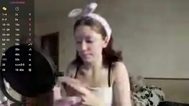 MargarettNewbie online show from November 1, 2025, 4:08 am