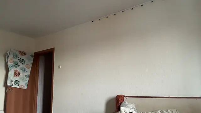 MargarettNewbie online show from October 11, 2025, 4:13 am