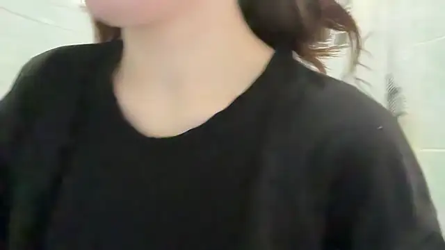 MargarettNewbie online show from October 5, 2025, 4:14 am