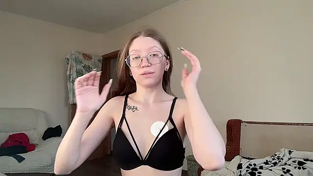 MargarettNewbie online show from October 8, 2025, 4:14 am