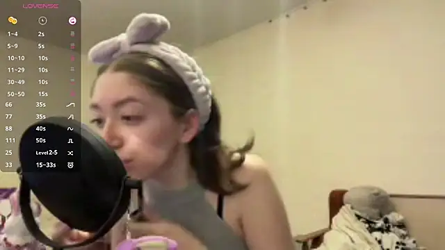 MargarettNewbie online show from October 30, 2025, 4:11 am