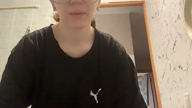 MargarettNewbie online show from September 27, 2025, 4:07 am