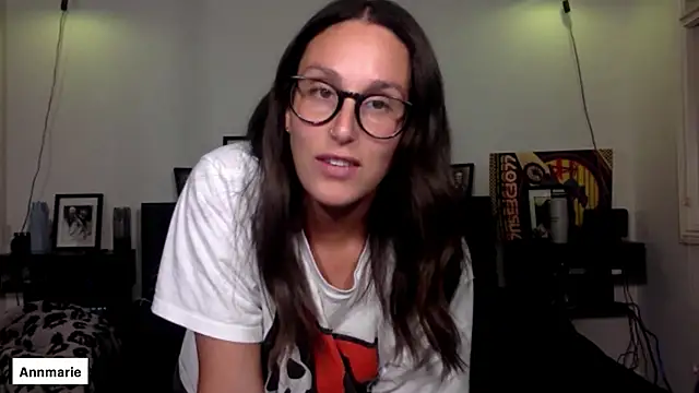 Snapshot of annmarieferrara chatting on October 8, 2025, 2:35 am annmarieferrara online show from October 8, 2025, 2:35 am