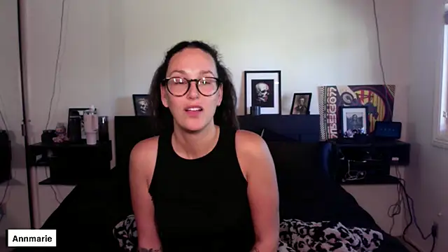 Snapshot of annmarieferrara chatting on October 17, 2025, 4:09 pm annmarieferrara online show from October 17, 2025, 4:09 pm