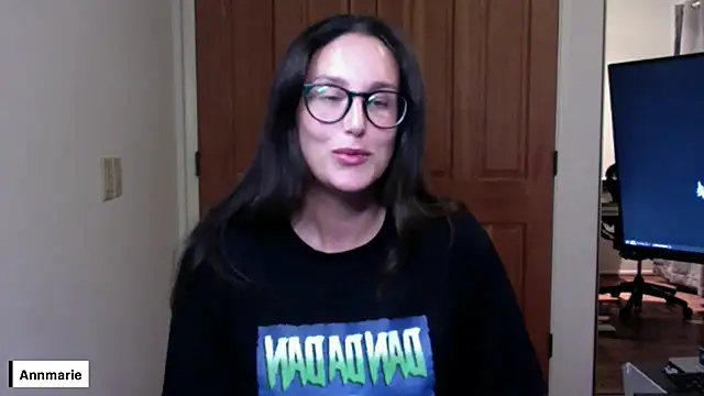 Snapshot of annmarieferrara chatting on October 1, 2025, 2:27 am annmarieferrara online show from October 1, 2025, 2:27 am