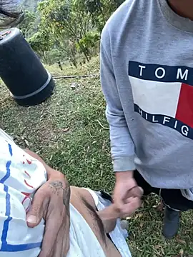 Snapshot of sky-wolves chatting on September 25, 2025, 10:49 pm sky-wolves online show from September 25, 2025, 10:49 pm