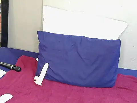 Serafynn online show from September 26, 2025, 11:33 pm