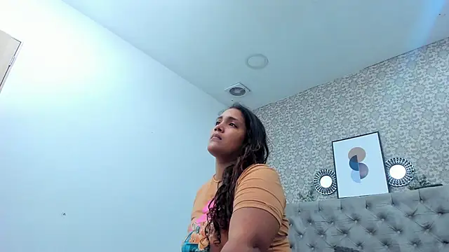 Snapshot of Hanna_Marshall_ chatting on October 28, 2025, 11:31 am Hanna Marshall online show from October 28, 2025, 11:31 am