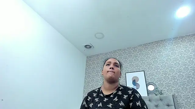 Snapshot of Hanna_Marshall_ chatting on October 30, 2025, 11:19 am Hanna Marshall online show from October 30, 2025, 11:19 am