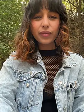 MaiaRouge online show from October 16, 2025, 8:44 am