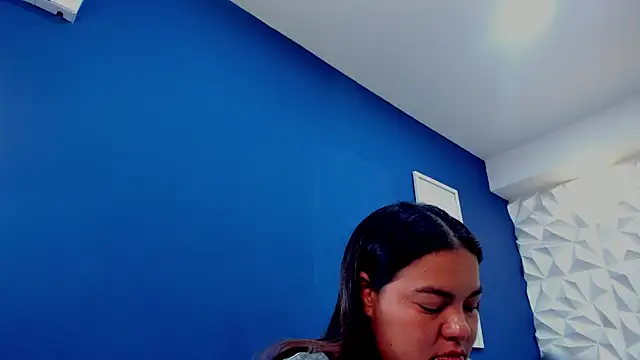 Snapshot of freya_cole_ chatting on October 31, 2025, 12:02 pm freya cole  online show from October 31, 2025, 12:02 pm