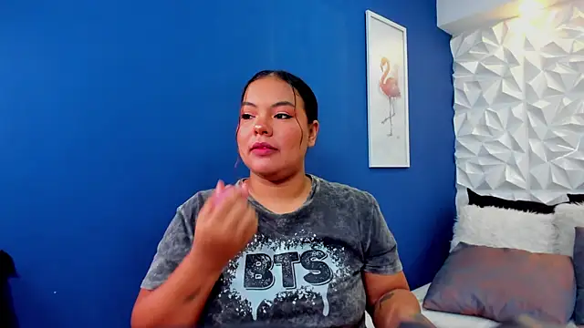 Snapshot of freya_cole_ chatting on September 25, 2025, 11:49 am freya cole  online show from September 25, 2025, 11:49 am