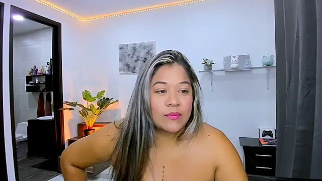 vane kitten online show from September 17, 2025, 11:45 am