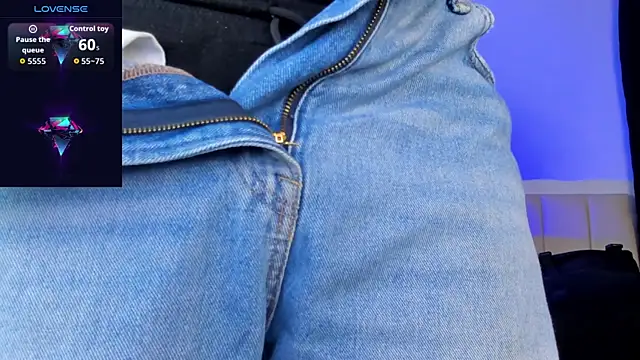 Snapshot of denis_munera chatting on September 21, 2025, 3:28 pm denis munera online show from September 21, 2025, 3:28 pm