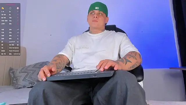 denis munera online show from October 24, 2025, 10:47 am