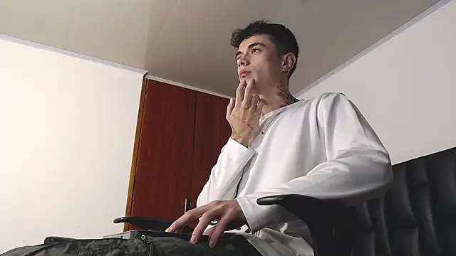 jaico santos online show from December 16, 2025, 11:09 pm