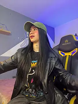 camila1 torres  online show from January 16, 2026, 7:40 pm