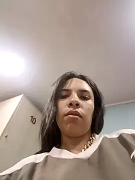 Snapshot of VioletStonee1 chatting on September 23, 2025, 8:38 pm VioletStonee1 online show from September 23, 2025, 8:38 pm