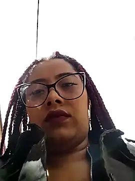 Ebony-Goddess19 online show from November 5, 2025, 3:26 pm