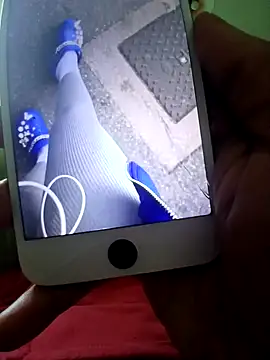 Snapshot of Mikaaa97 chatting on October 16, 2025, 12:24 pm Mikaaa97 online show from October 16, 2025, 12:24 pm