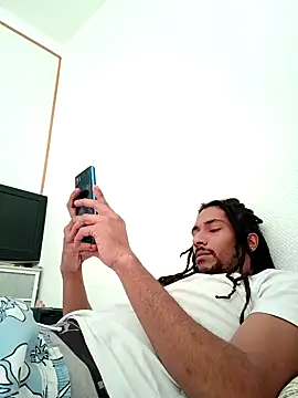 Snapshot of Mikaaa97 chatting on October 5, 2025, 12:29 pm Mikaaa97 online show from October 5, 2025, 12:29 pm