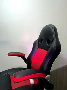 Snapshot of Isa_klein chatting on November 1, 2025, 8:03 pm Isa klein online show from November 1, 2025, 8:03 pm