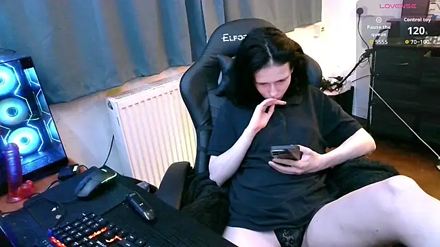 Snapshot of jchouse06 chatting on September 21, 2025, 8:14 pm jchouse06 online show from September 21, 2025, 8:14 pm