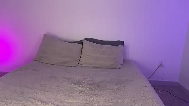 camilaaaxxxx online show from September 27, 2025, 10:16 pm