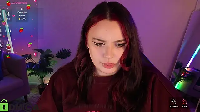 Mia R0ss online show from April 6, 2026, 1:01 am